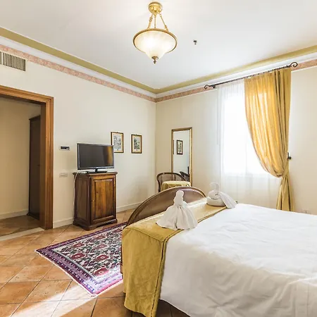 Hotel Fiorita 4*