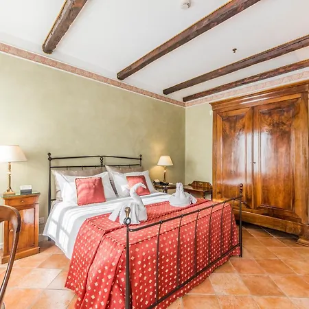 Fiorita Hotel 4*